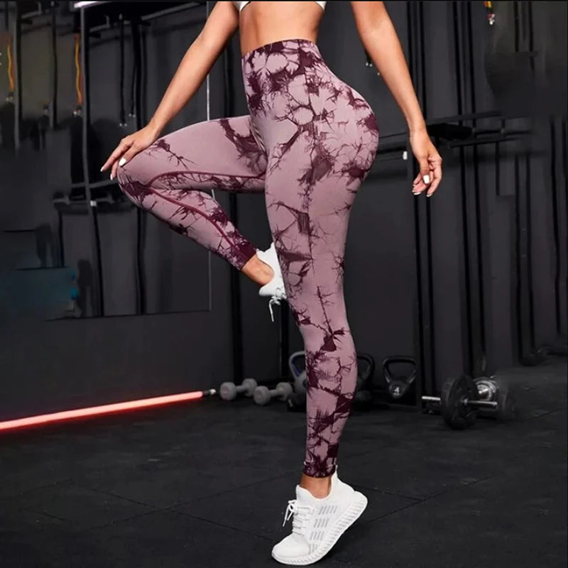 CurveLuxe™ Push-Up Leggings